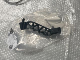 bontott MERCEDES-BENZ VITO Jobb első Lökhárító Tartó (Műanyag)