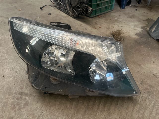 bontott MERCEDES-BENZ VITO Jobb Fényszóró