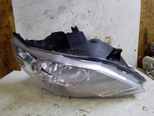 bontott MERCEDES-BENZ VITO Jobb Fényszóró