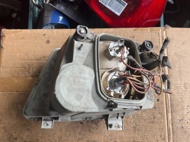 bontott MERCEDES-BENZ VITO Jobb Fényszóró