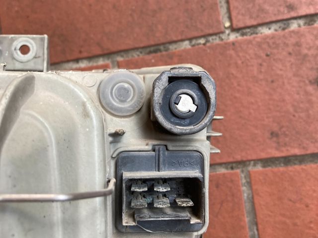 bontott MERCEDES-BENZ VITO Jobb Fényszóró