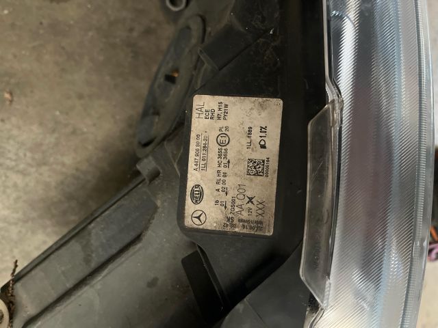 bontott MERCEDES-BENZ VITO Jobb Fényszóró