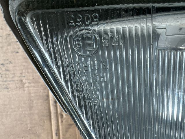 bontott MERCEDES-BENZ VITO Jobb Fényszóró