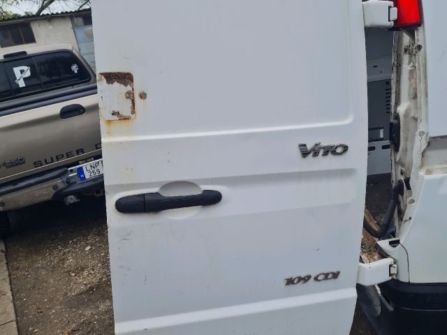 bontott MERCEDES-BENZ VITO Jobb hátsó Ajtó (Üres lemez)