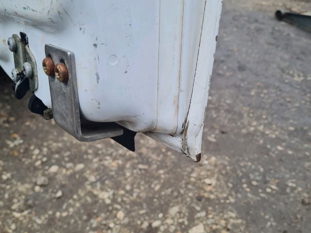 bontott MERCEDES-BENZ VITO Jobb hátsó Ajtó (Üres lemez)