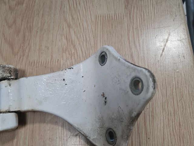 bontott MERCEDES-BENZ VITO Jobb hátsó Alsó Zsanér