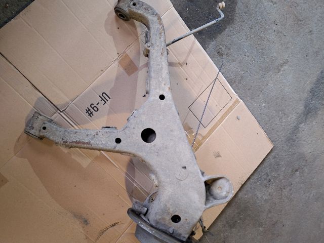 bontott MERCEDES-BENZ VITO Jobb hátsó Csonkállvány Kerékaggyal