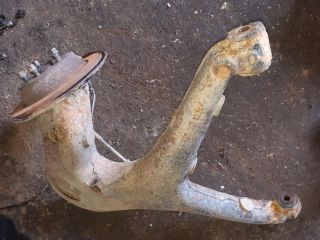 bontott MERCEDES-BENZ VITO Jobb hátsó Csonkállvány Kerékaggyal