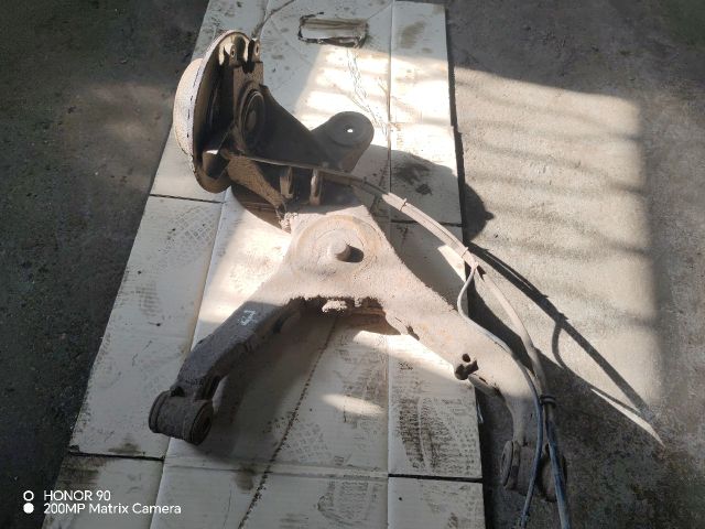 bontott MERCEDES-BENZ VITO Jobb hátsó Csonkállvány Kerékaggyal