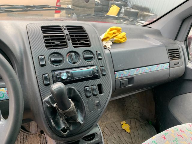 bontott MERCEDES-BENZ VITO Jobb hátsó Csonkállvány Kerékaggyal