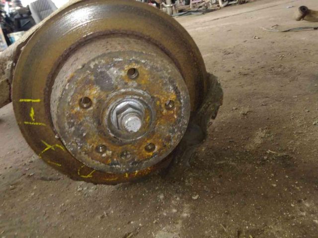 bontott MERCEDES-BENZ VITO Jobb hátsó Csonkállvány Kerékaggyal