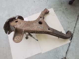 bontott MERCEDES-BENZ VITO Jobb hátsó Csonkállvány Kerékaggyal