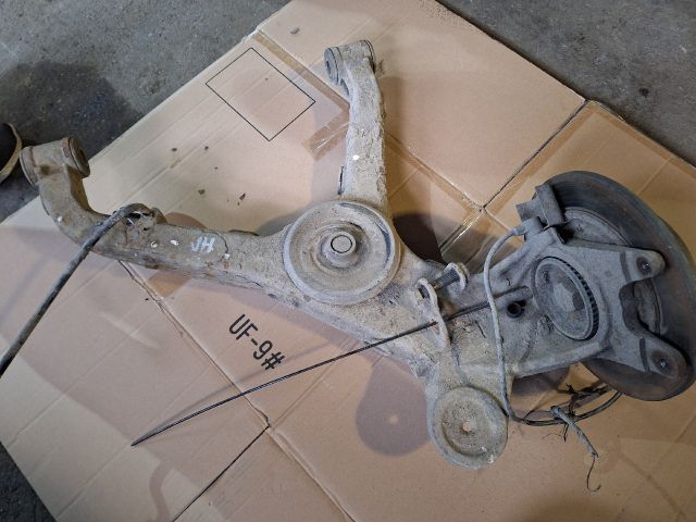 bontott MERCEDES-BENZ VITO Jobb hátsó Csonkállvány Kerékaggyal