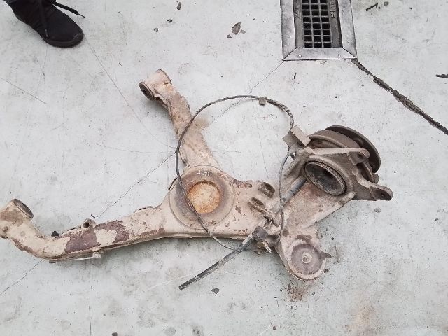 bontott MERCEDES-BENZ VITO Jobb hátsó Csonkállvány Kerékaggyal