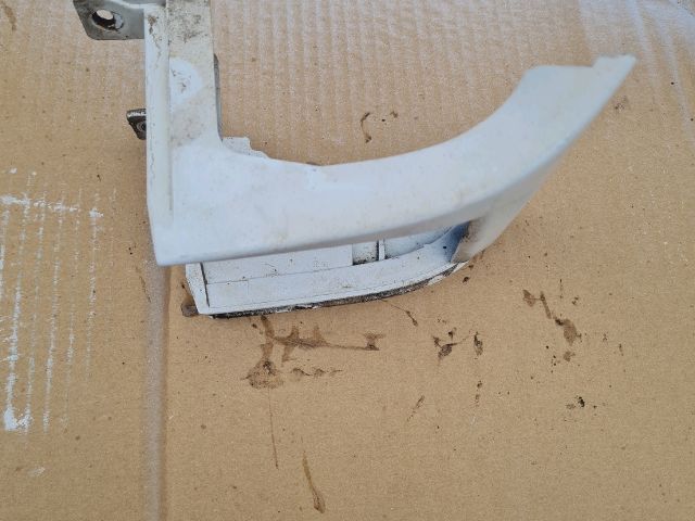 bontott MERCEDES-BENZ VITO Jobb Hátsó Lámpa Bajusz Díszléc