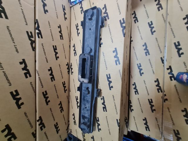 bontott MERCEDES-BENZ VITO Jobb Hátsó Lámpa Foglalat