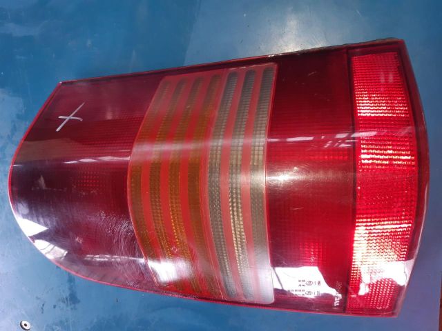 bontott MERCEDES-BENZ VITO Jobb hátsó Lámpabúra