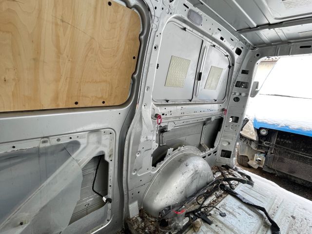 bontott MERCEDES-BENZ VITO Jobb hátsó Negyed Karosszéria Csomag