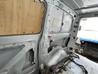 bontott MERCEDES-BENZ VITO Jobb hátsó Negyed Karosszéria Csomag