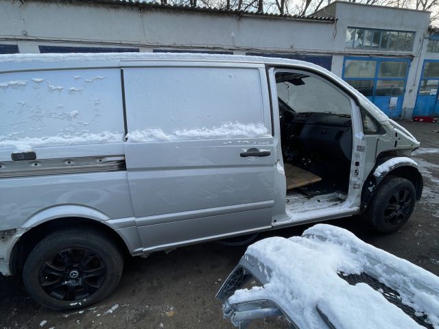 bontott MERCEDES-BENZ VITO Jobb hátsó Negyed Karosszéria Csomag