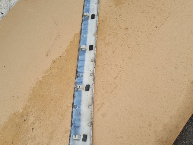 bontott MERCEDES-BENZ VITO Jobb hátsó Sárvédő Díszléc