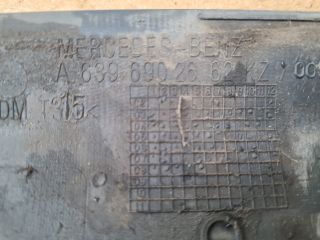 bontott MERCEDES-BENZ VITO Jobb hátsó Sárvédő Díszléc