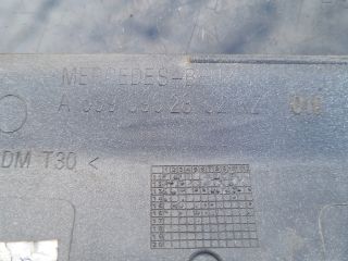 bontott MERCEDES-BENZ VITO Jobb hátsó Sárvédő Díszléc