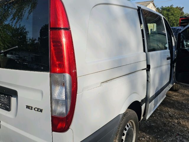 bontott MERCEDES-BENZ VITO Jobb hátsó Sárvédő