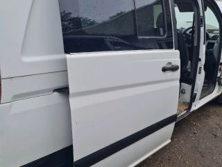 bontott MERCEDES-BENZ VITO Jobb Tolóajtó (Üres lemez)