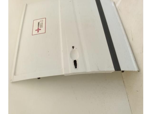 bontott MERCEDES-BENZ VITO Jobb Tolóajtó (Üres lemez)