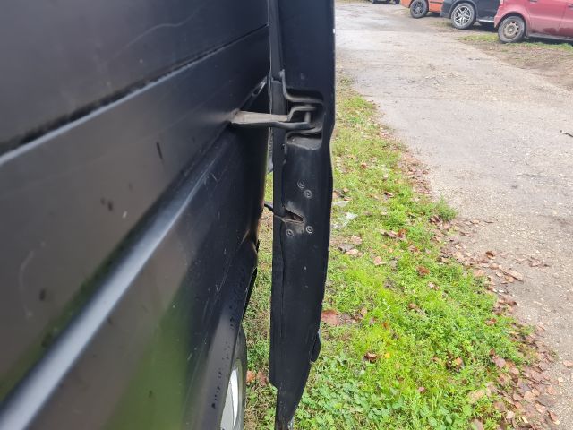 bontott MERCEDES-BENZ VITO Jobb Tolóajtó (Üres lemez)