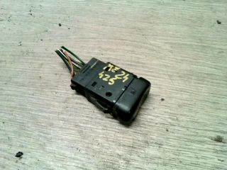 bontott MERCEDES-BENZ VITO Kapcsoló (Magában)