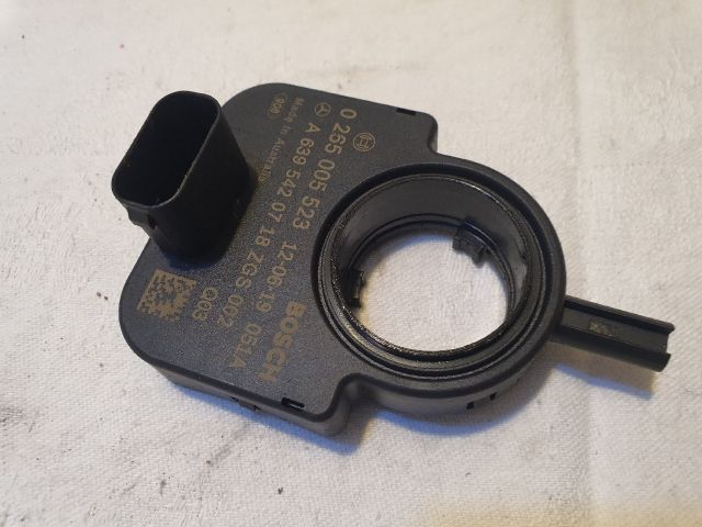 bontott MERCEDES-BENZ VITO Kormányszög Jeladó