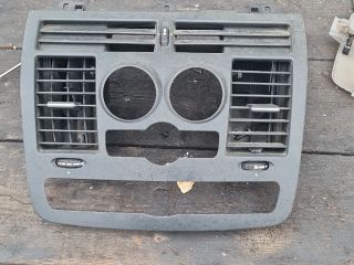 bontott MERCEDES-BENZ VITO Középső Szellőző Keret