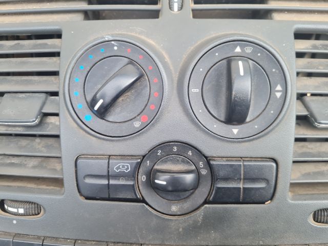 bontott MERCEDES-BENZ VITO Középső Szellőző