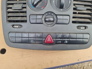 bontott MERCEDES-BENZ VITO Középső Szellőző