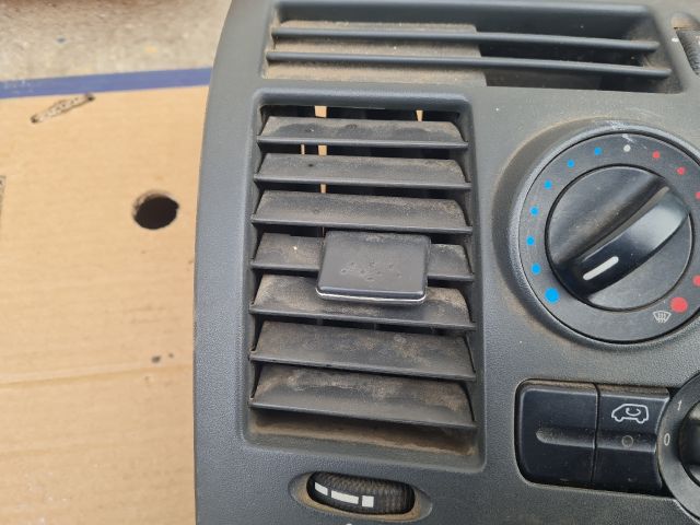 bontott MERCEDES-BENZ VITO Középső Szellőző