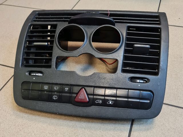 bontott MERCEDES-BENZ VITO Középső Szellőző