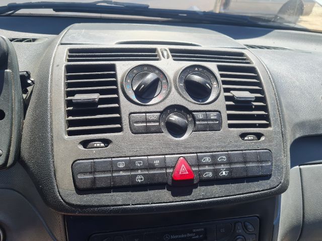 bontott MERCEDES-BENZ VITO Középső Szellőző