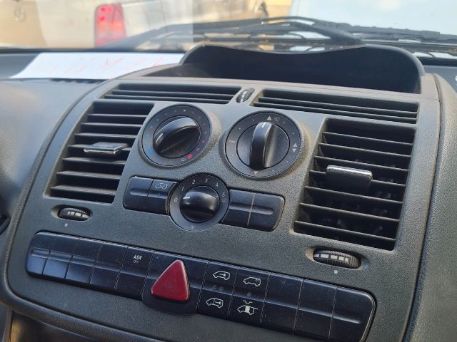 bontott MERCEDES-BENZ VITO Középső Szellőző