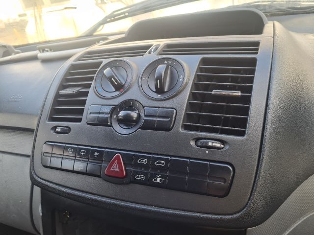 bontott MERCEDES-BENZ VITO Középső Szellőző