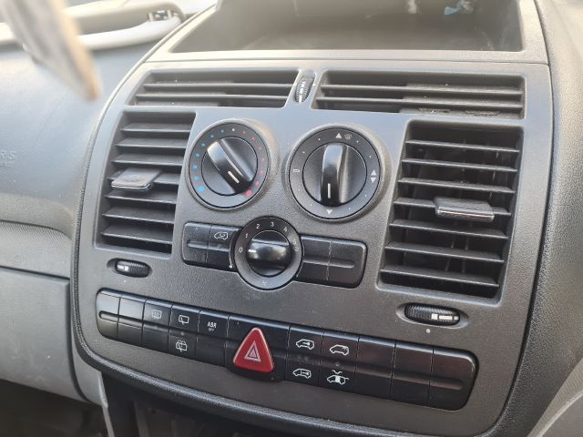 bontott MERCEDES-BENZ VITO Középső Szellőző