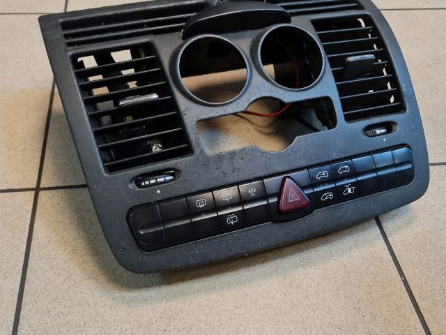 bontott MERCEDES-BENZ VITO Középső Szellőző