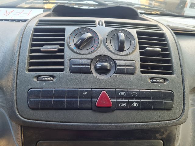 bontott MERCEDES-BENZ VITO Középső Szellőző