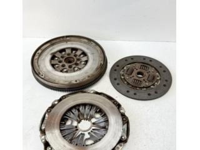 bontott MERCEDES-BENZ VITO Kuplung Szett (Szerkezet, Tárcsa)