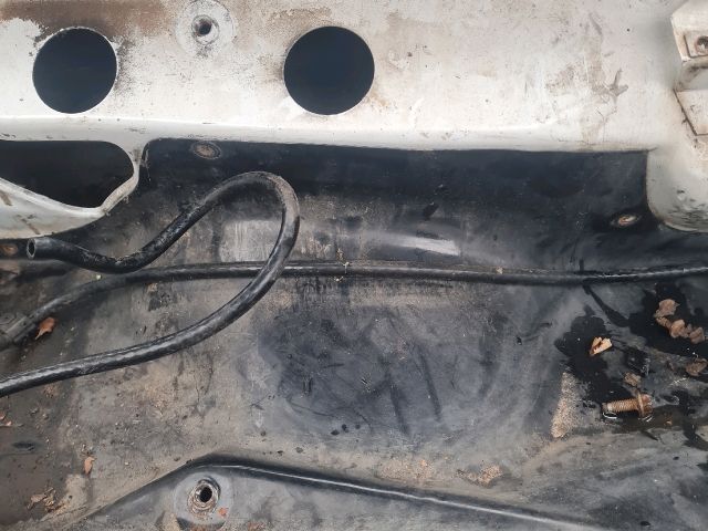 bontott MERCEDES-BENZ VITO Levélrács Tartó