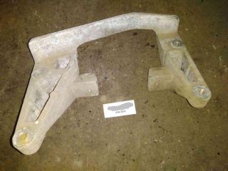 bontott MERCEDES-BENZ VITO Motor Tartó Bak (Pozíciófüggetlen)