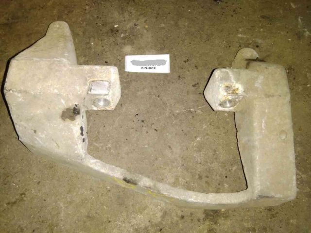 bontott MERCEDES-BENZ VITO Motor Tartó Bak (Pozíciófüggetlen)