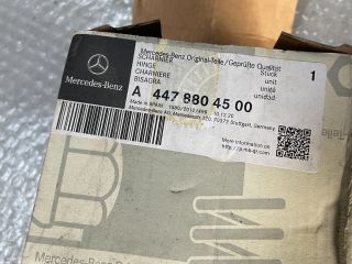 bontott MERCEDES-BENZ VITO Motorháztető Bal Zsanér