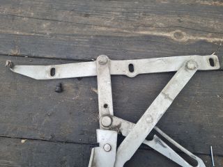 bontott MERCEDES-BENZ VITO Motorháztető Jobb Zsanér